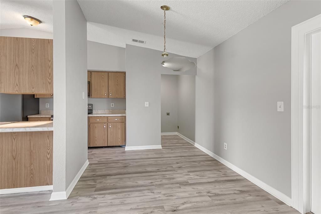 For Sale: $229,900 (3 beds, 2 baths, 1188 Square Feet)