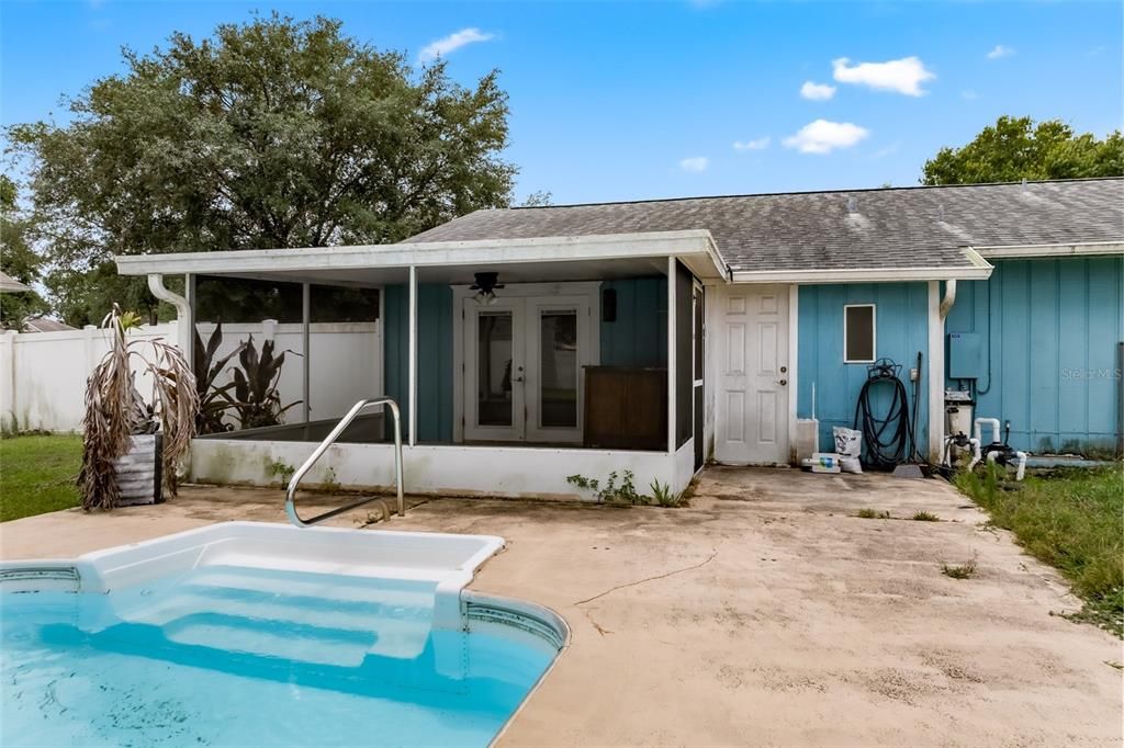 For Sale: $229,900 (3 beds, 2 baths, 1188 Square Feet)