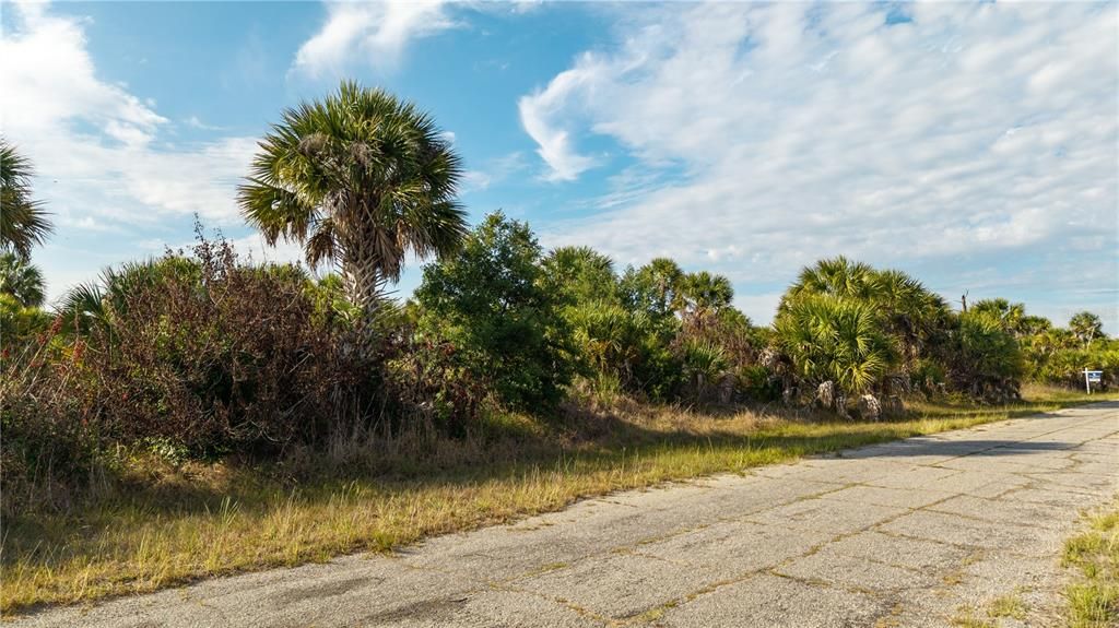 En Venta: $12,000 (0.23 acres)