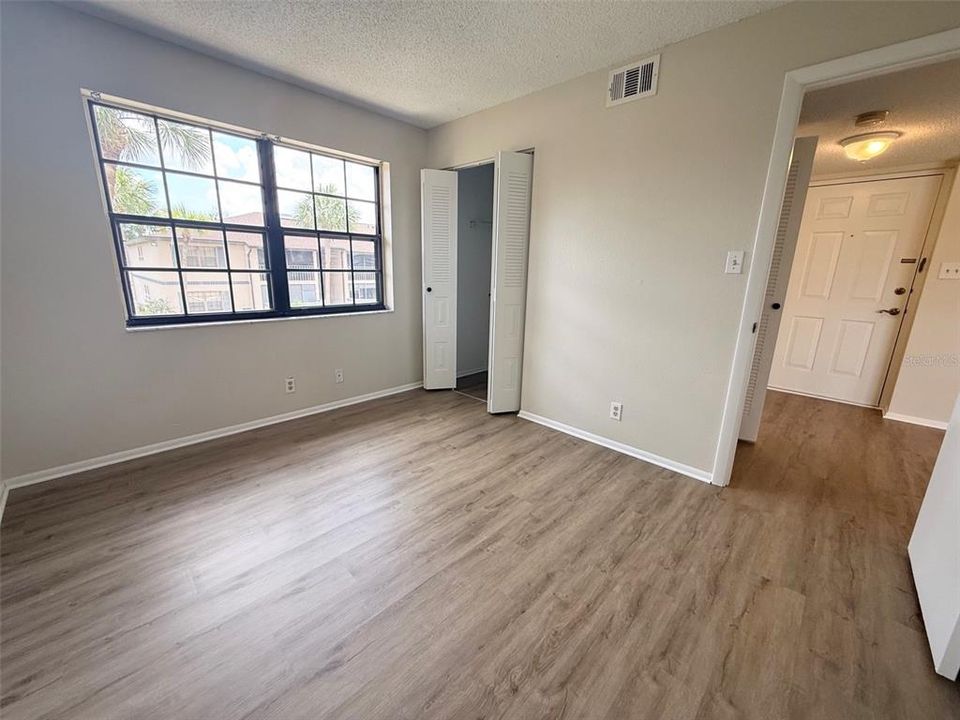 En Venta: $128,000 (2 camas, 2 baños, 838 Pies cuadrados)