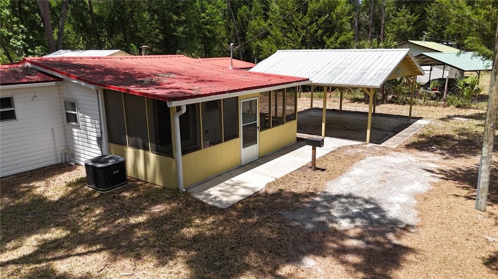 For Sale: $120,000 (2 beds, 1 baths, 1008 Square Feet)