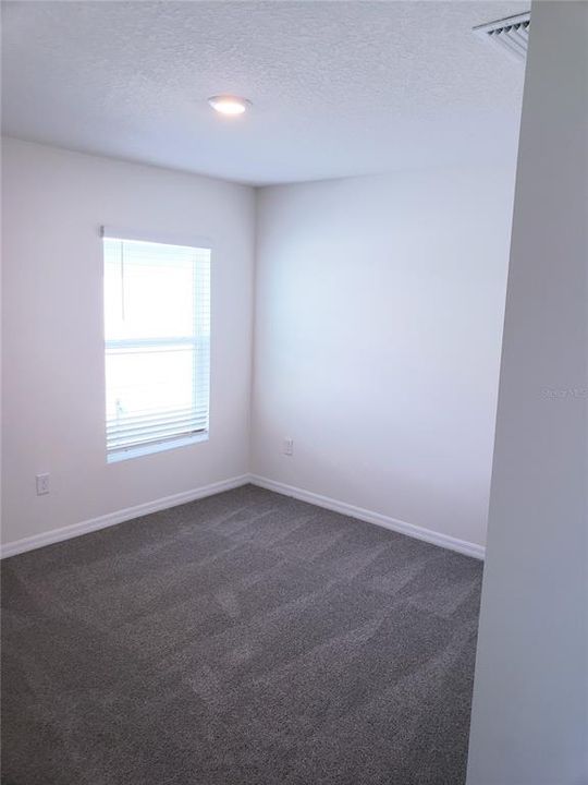 En Renta: $2,500 (4 camas, 2 baños, 1827 Pies cuadrados)