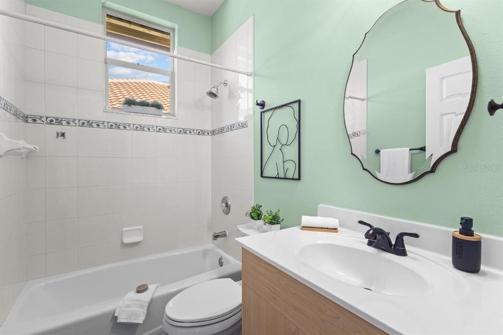 For Sale: $425,000 (3 beds, 2 baths, 1785 Square Feet)