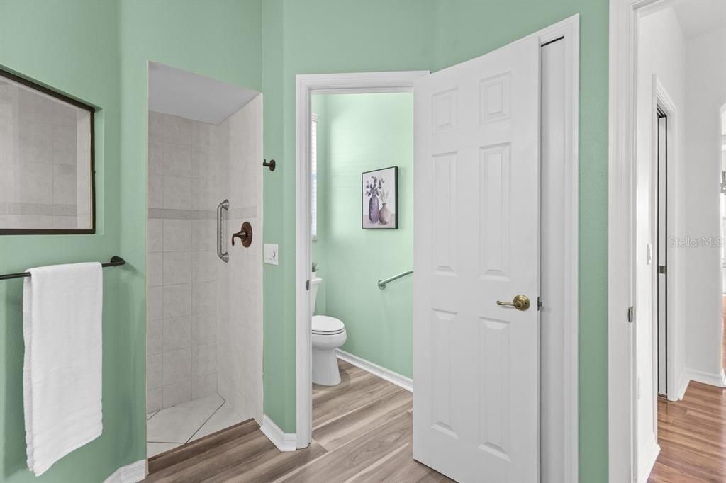 For Sale: $425,000 (3 beds, 2 baths, 1785 Square Feet)