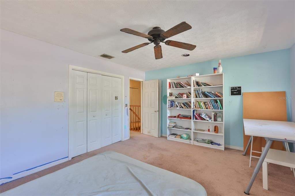 For Sale: $425,000 (4 beds, 2 baths, 2736 Square Feet)