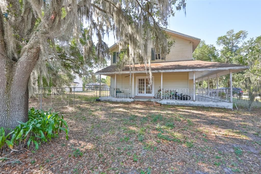 For Sale: $425,000 (4 beds, 2 baths, 2736 Square Feet)
