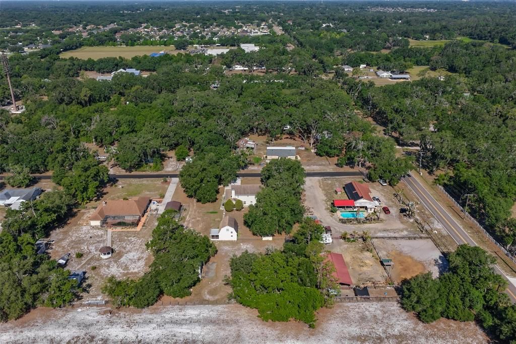 For Sale: $425,000 (4 beds, 2 baths, 2736 Square Feet)