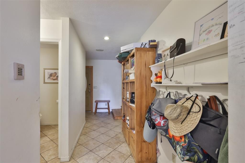 For Sale: $425,000 (4 beds, 2 baths, 2736 Square Feet)