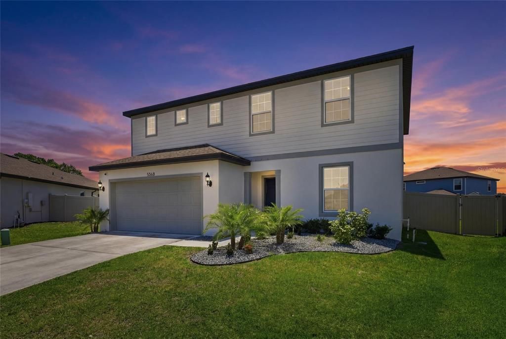 For Sale: $415,000 (5 beds, 3 baths, 2537 Square Feet)