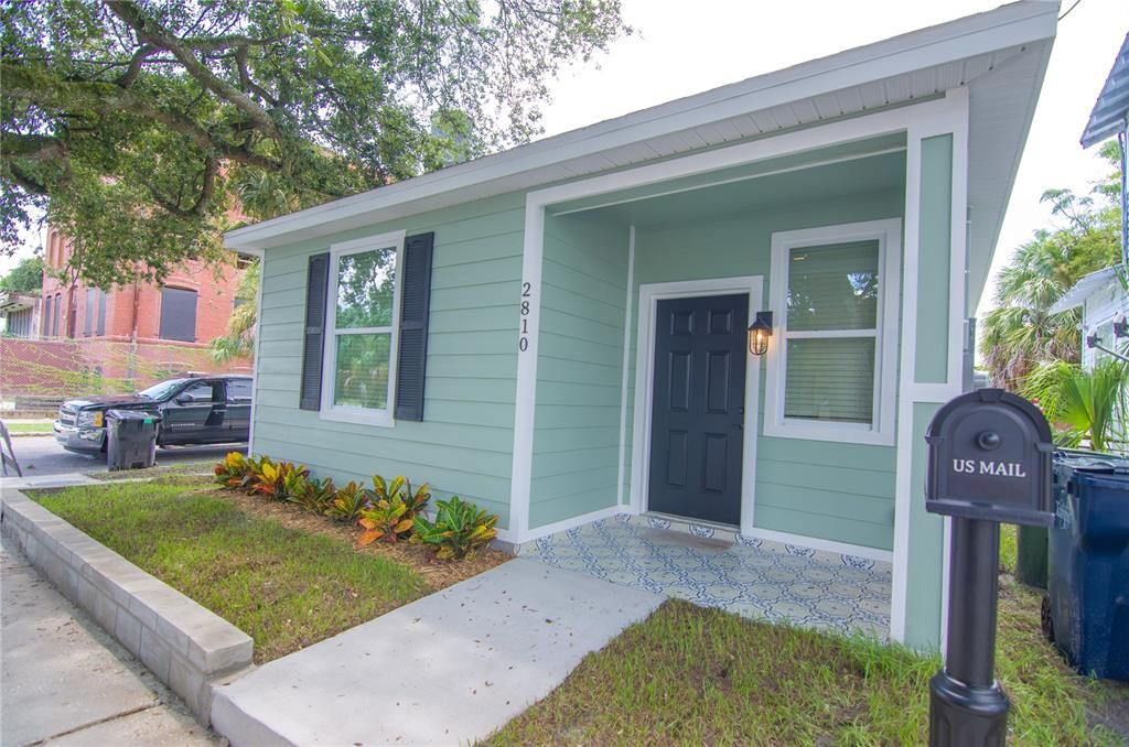 For Rent: $2,750 (2 beds, 1 baths, 1066 Square Feet)