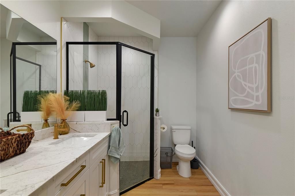 For Rent: $2,750 (2 beds, 1 baths, 1066 Square Feet)