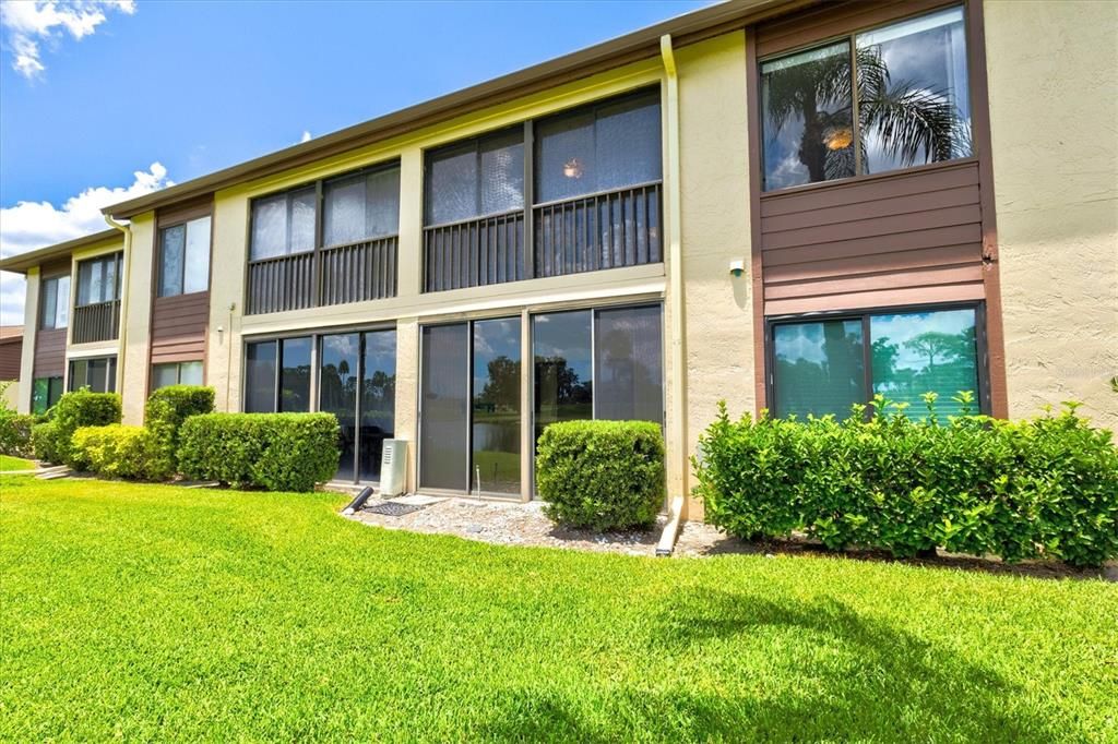 En Venta: $259,000 (2 camas, 2 baños, 1242 Pies cuadrados)