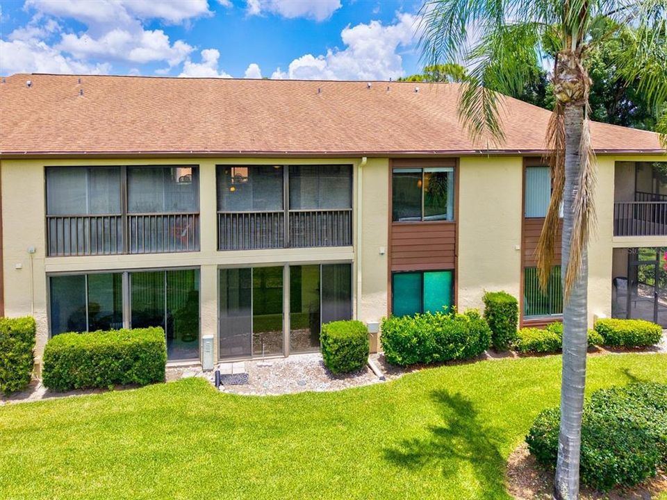 En Venta: $259,000 (2 camas, 2 baños, 1242 Pies cuadrados)