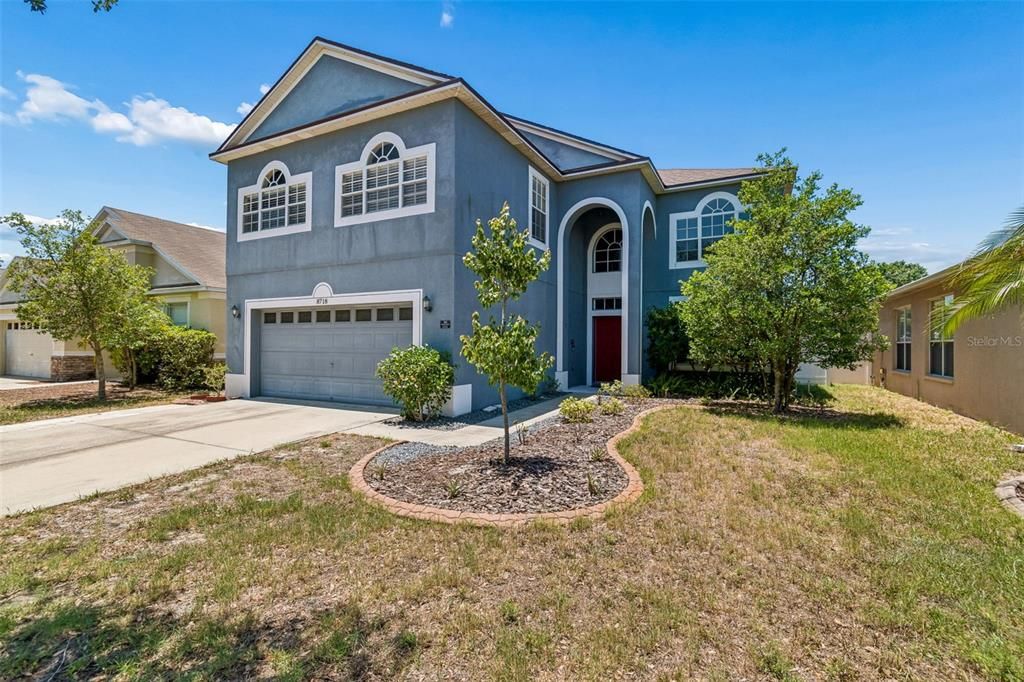 For Sale: $450,000 (4 beds, 2 baths, 2551 Square Feet)