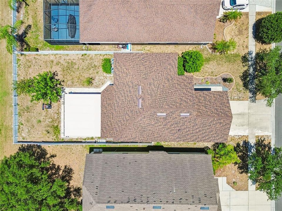 For Sale: $450,000 (4 beds, 2 baths, 2551 Square Feet)