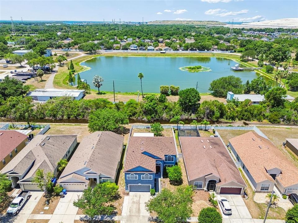 For Sale: $450,000 (4 beds, 2 baths, 2551 Square Feet)
