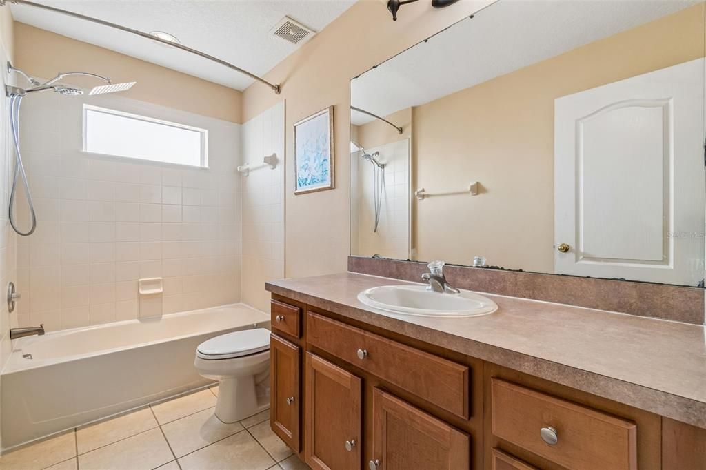 For Sale: $450,000 (4 beds, 2 baths, 2551 Square Feet)