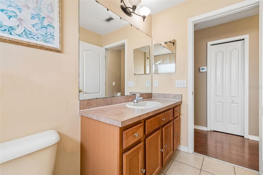 For Sale: $450,000 (4 beds, 2 baths, 2551 Square Feet)
