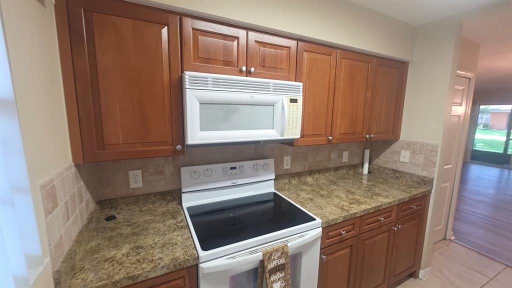 En Venta: $185,000 (2 camas, 2 baños, 1058 Pies cuadrados)