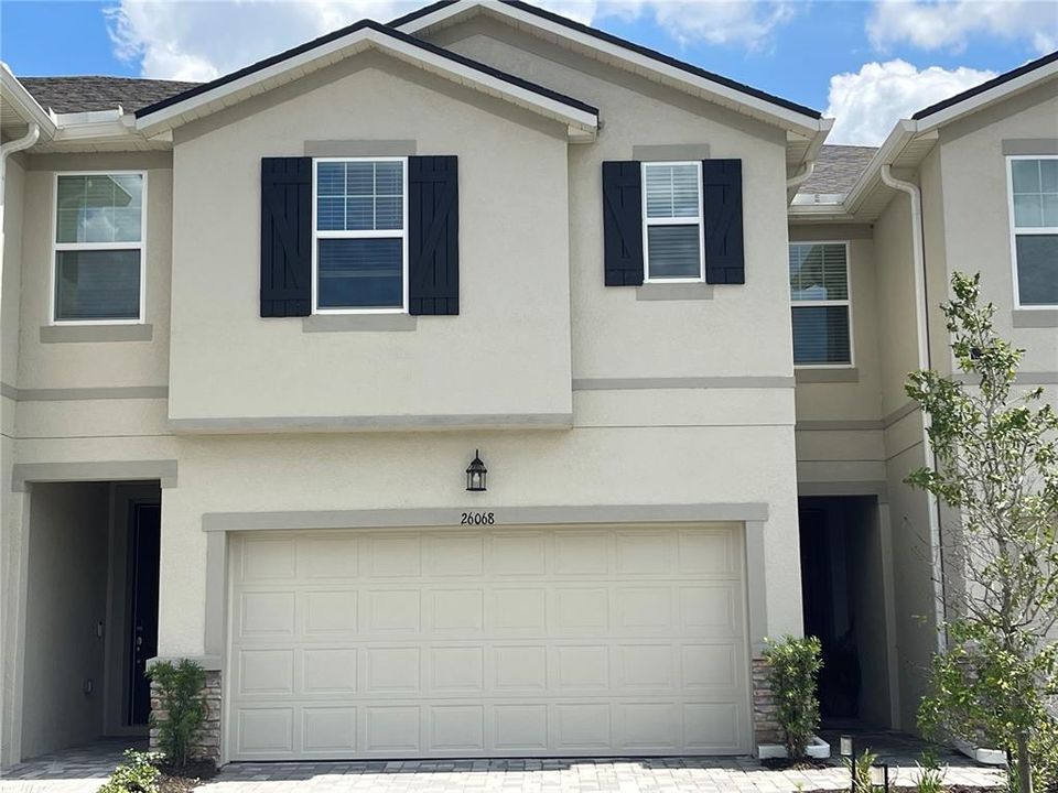 For Sale: $419,900 (3 beds, 2 baths, 2230 Square Feet)