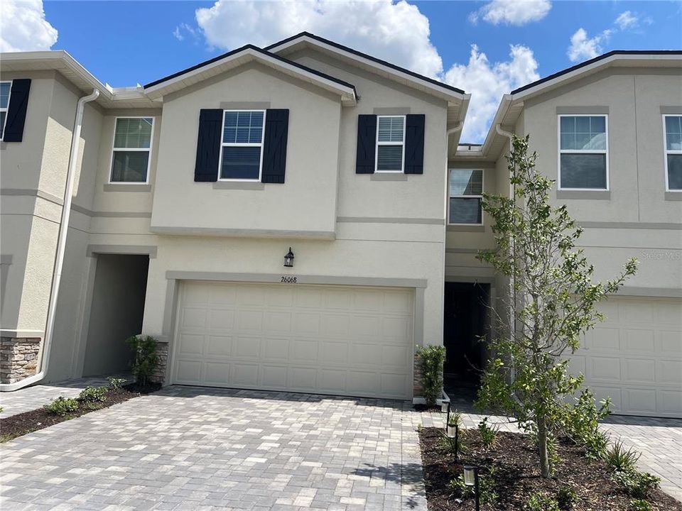 For Sale: $419,900 (3 beds, 2 baths, 2230 Square Feet)