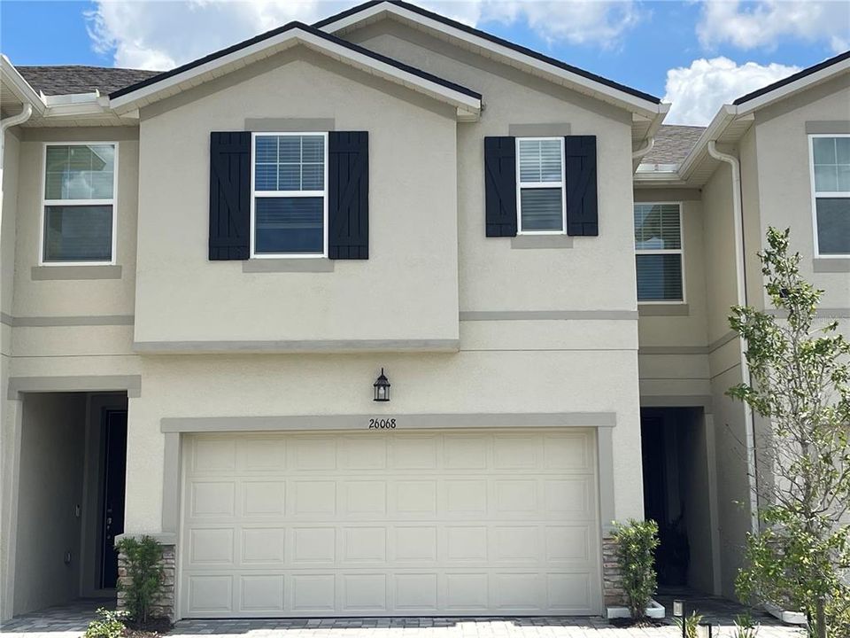 For Sale: $419,900 (3 beds, 2 baths, 2230 Square Feet)
