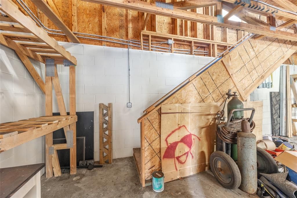 For Sale: $474,750 (3 beds, 2 baths, 2188 Square Feet)