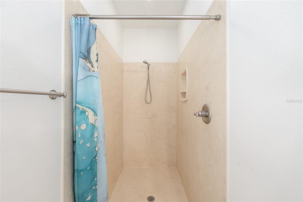 For Sale: $474,750 (3 beds, 2 baths, 2188 Square Feet)