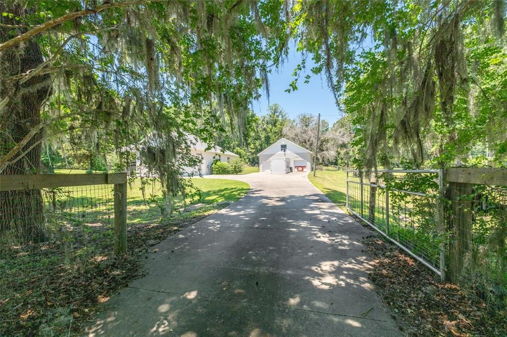 For Sale: $474,750 (3 beds, 2 baths, 2188 Square Feet)