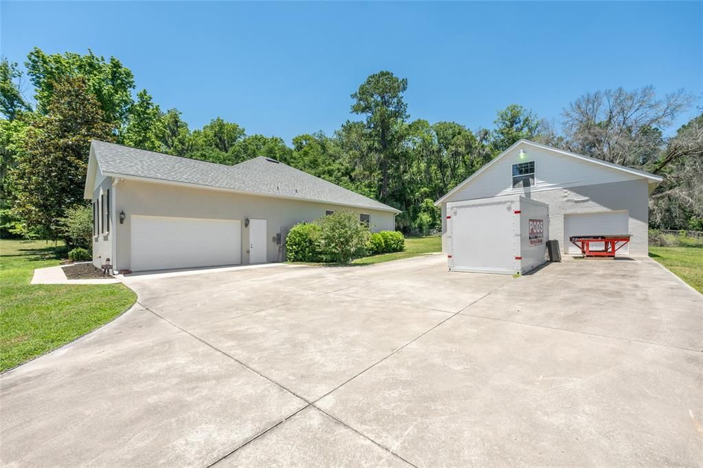 For Sale: $474,750 (3 beds, 2 baths, 2188 Square Feet)