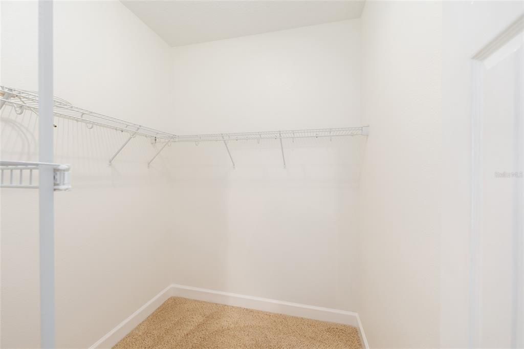 For Sale: $474,750 (3 beds, 2 baths, 2188 Square Feet)