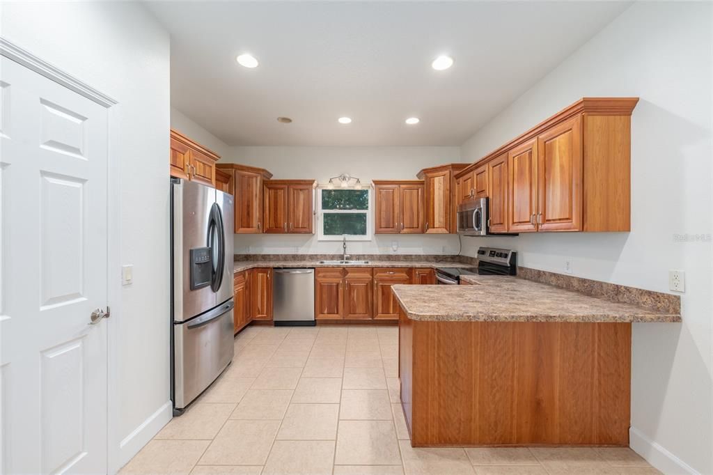 For Sale: $474,750 (3 beds, 2 baths, 2188 Square Feet)