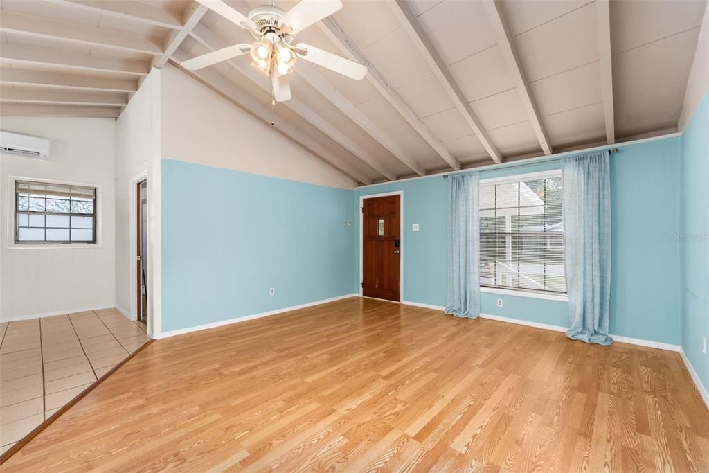 Activo con contrato: $175,000 (2 camas, 1 baños, 864 Pies cuadrados)