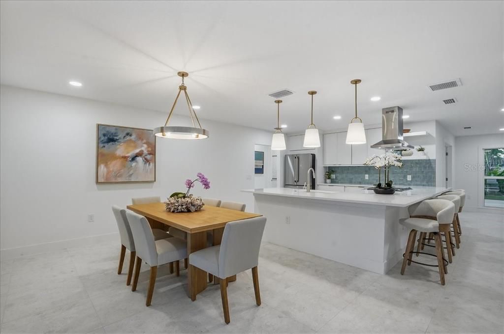 For Sale: $2,750,000 (4 beds, 3 baths, 2211 Square Feet)