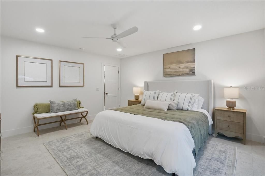 For Sale: $2,750,000 (4 beds, 3 baths, 2211 Square Feet)