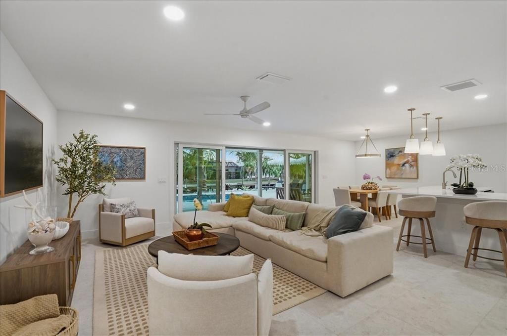 For Sale: $2,750,000 (4 beds, 3 baths, 2211 Square Feet)