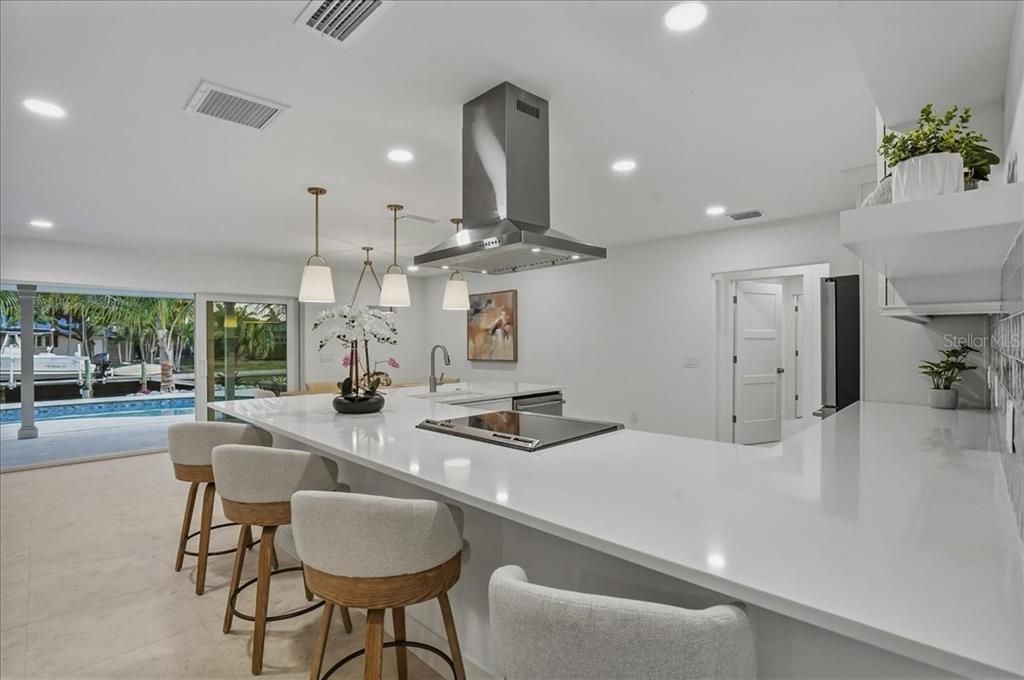 For Sale: $2,750,000 (4 beds, 3 baths, 2211 Square Feet)