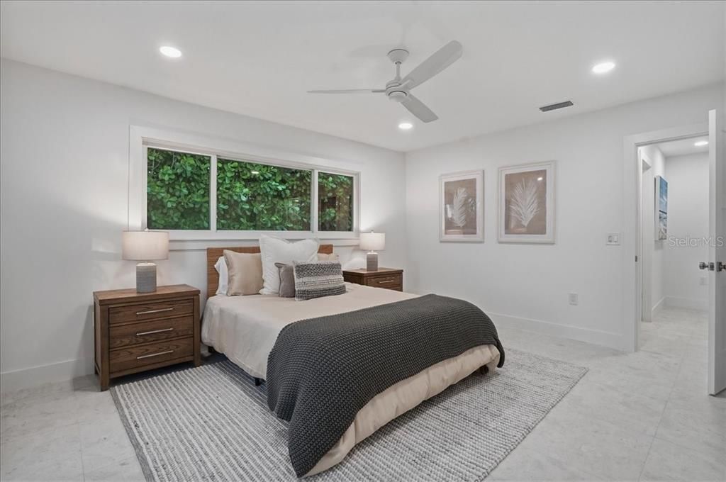 For Sale: $2,750,000 (4 beds, 3 baths, 2211 Square Feet)