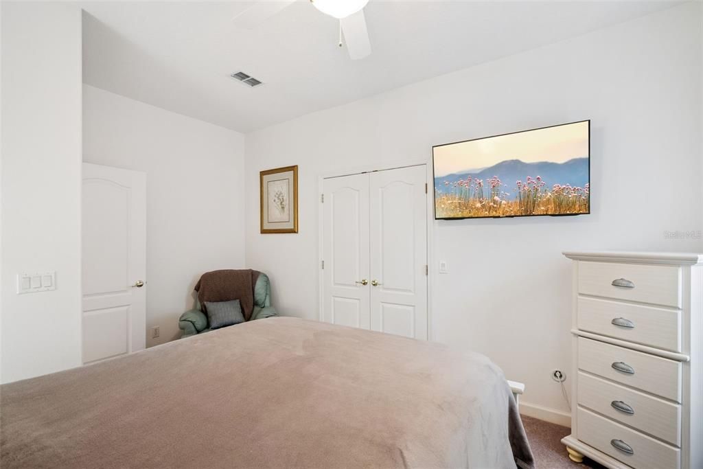 En Venta: $949,800 (5 camas, 3 baños, 3151 Pies cuadrados)