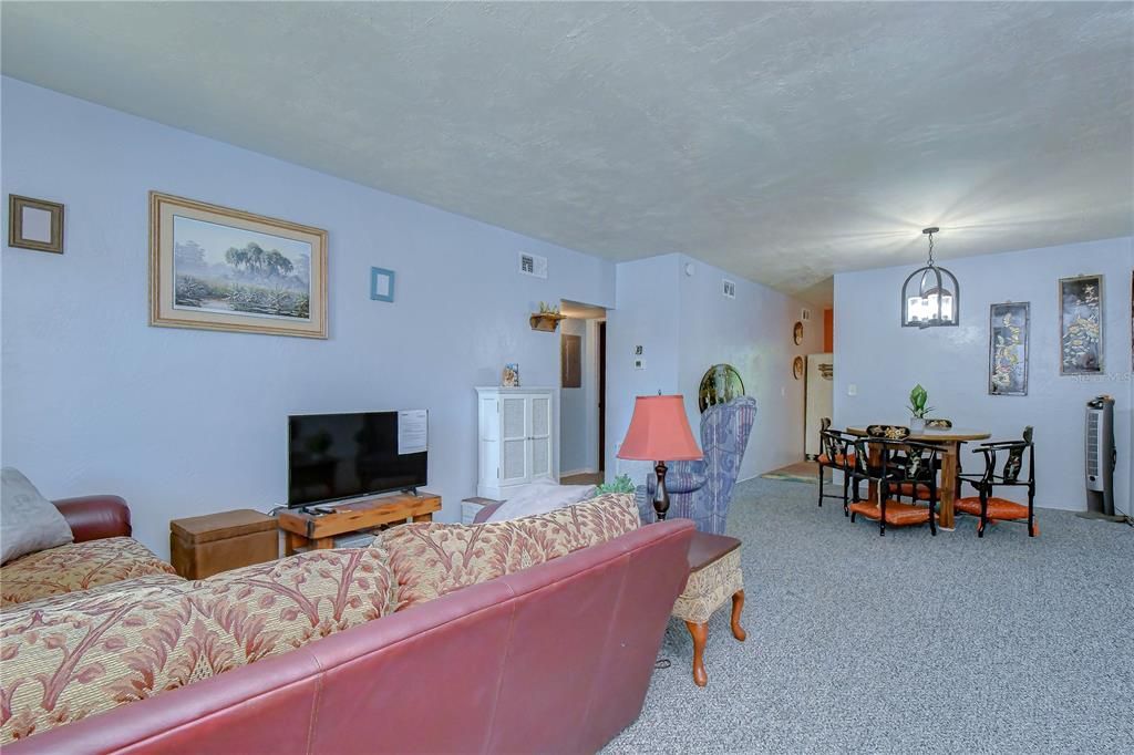 En Venta: $100,000 (2 camas, 1 baños, 875 Pies cuadrados)