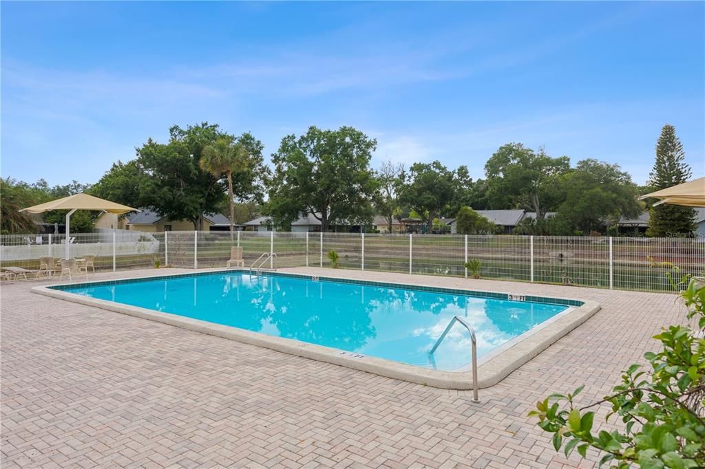 Activo con contrato: $419,900 (4 camas, 3 baños, 2255 Pies cuadrados)