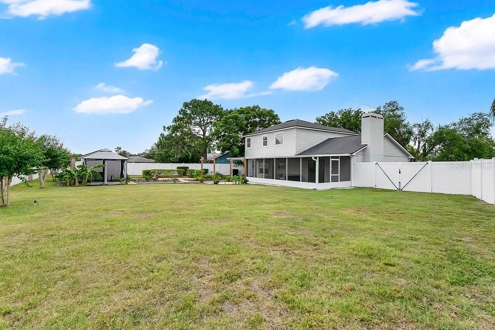 На продажу: $385,000 (3 спален, 3 ванн, 1708 Квадратных фут)