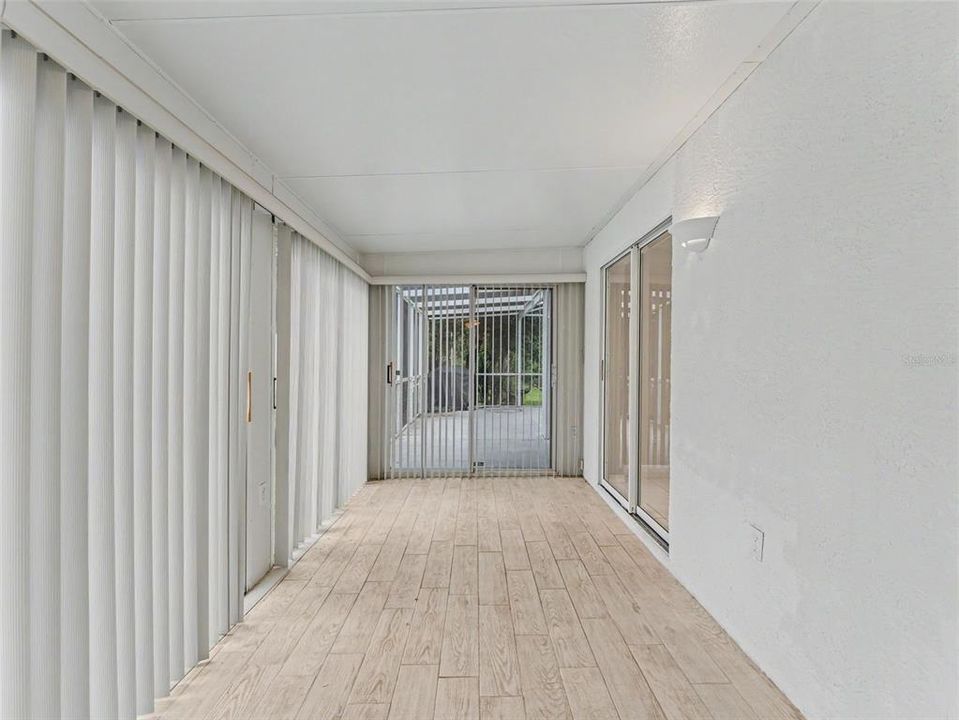 For Sale: $259,900 (2 beds, 2 baths, 1548 Square Feet)