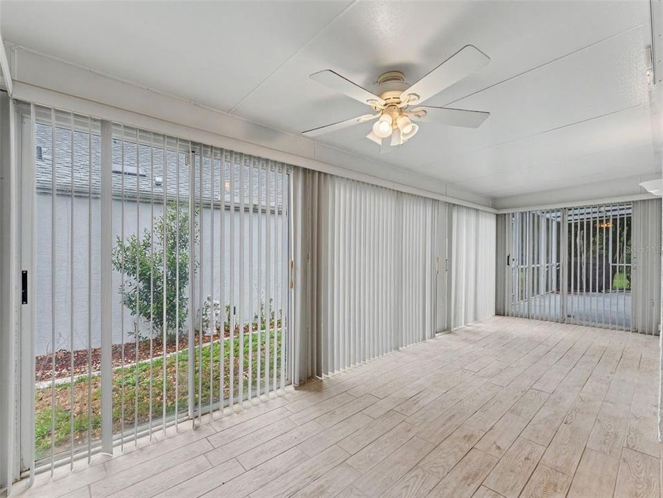 For Sale: $259,900 (2 beds, 2 baths, 1548 Square Feet)