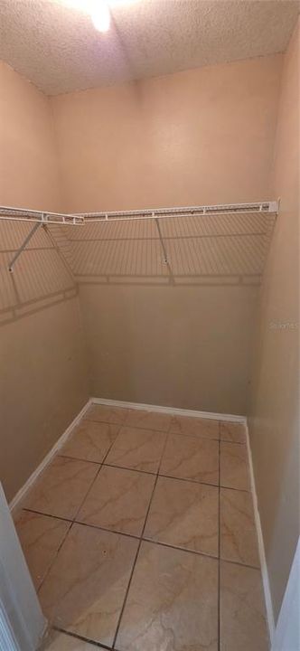 For Sale: $230,000 (3 beds, 2 baths, 1162 Square Feet)