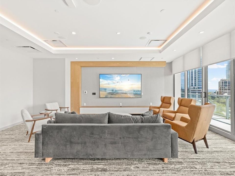 For Sale: $1,195,000 (2 beds, 2 baths, 1348 Square Feet)