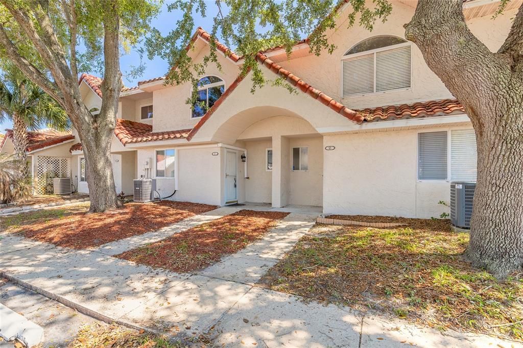 En Venta: $195,000 (2 camas, 2 baños, 1328 Pies cuadrados)