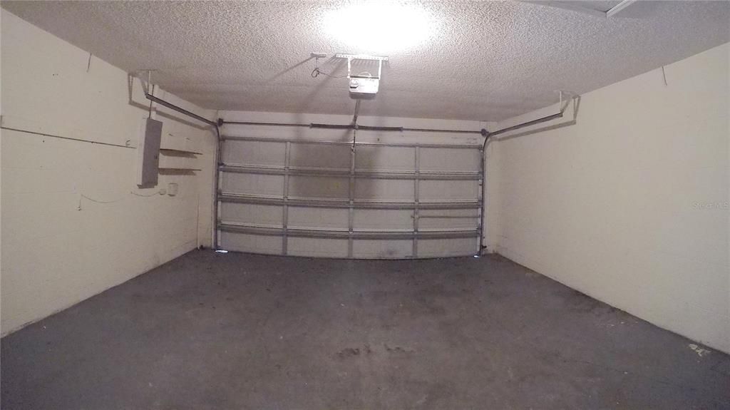For Rent: $1,995 (3 beds, 2 baths, 1569 Square Feet)