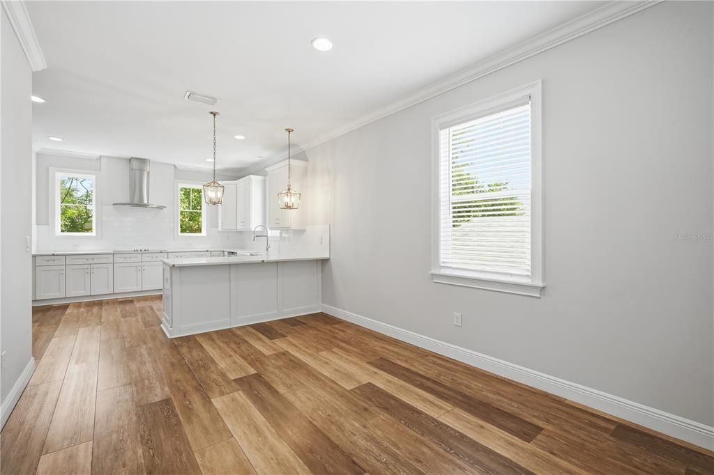 For Rent: $5,950 (3 beds, 3 baths, 2706 Square Feet)