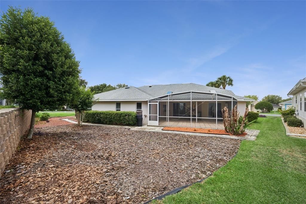 For Sale: $375,000 (3 beds, 2 baths, 2221 Square Feet)